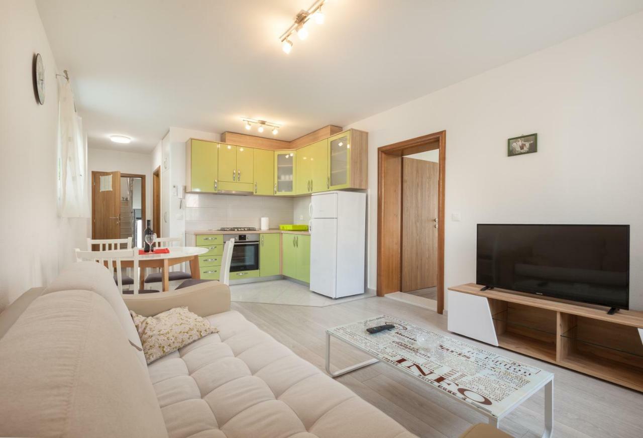 Apartments Turtle Gardens マカルスカ エクステリア 写真