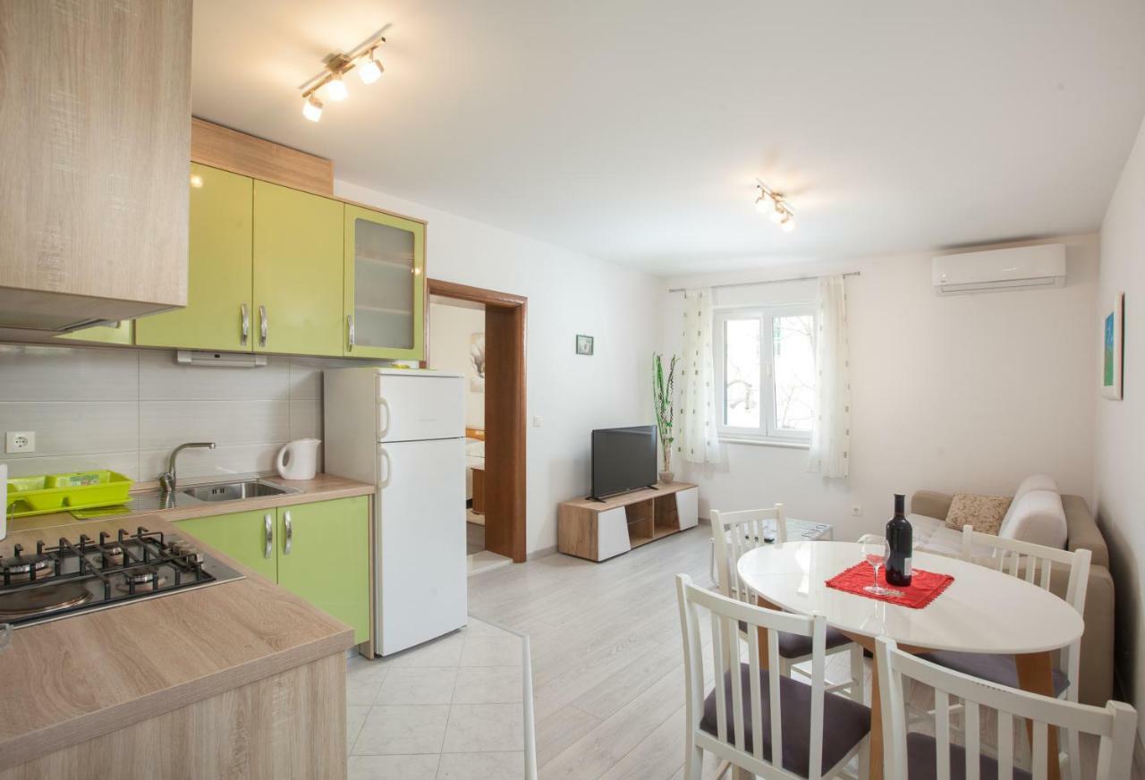 Apartments Turtle Gardens マカルスカ エクステリア 写真
