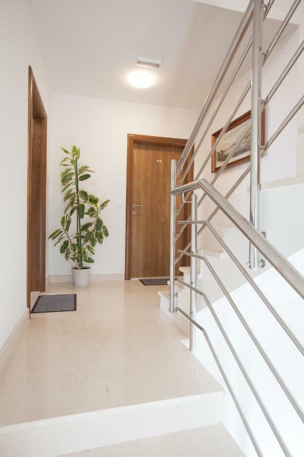 Apartments Turtle Gardens マカルスカ エクステリア 写真